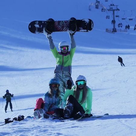 Pensjonat Laworta Ski Ustrzyki Dolne Esterno foto