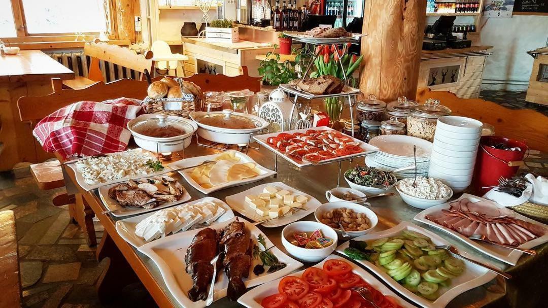 Pensjonat Laworta Ski Ustrzyki Dolne Esterno foto